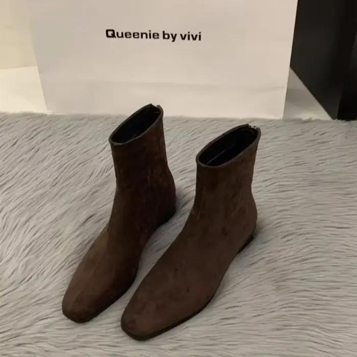 Femme chaussures 2025 haute qualité mi-mollet femmes bottes mode dos Zip bottes modernes femmes offr