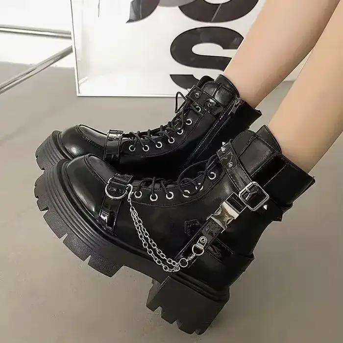 Nouvelles Bottes Gothiques pour Femmes 2025 – Chaussures Courtes à Rivets et Chaînes, Style Rock Ten