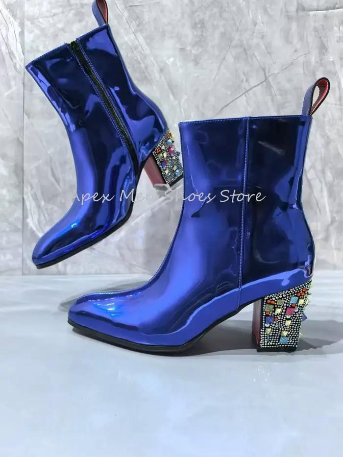 Bottines en cuir verni bleu nuit brillant, talons hauts, rivets colorés, bottes de travail pour homm