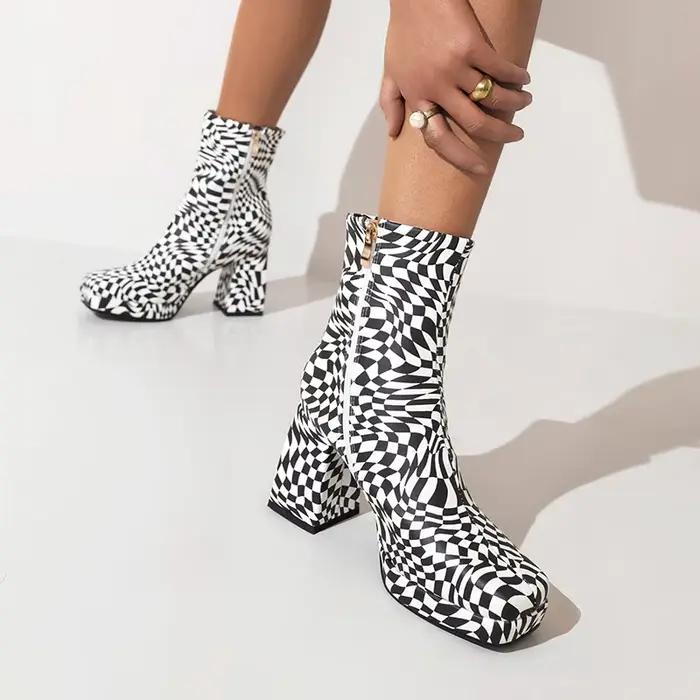 Bottes hautes à talons épais pour femmes, motif à carreaux, chaussures de passerelle, fermeture écla
