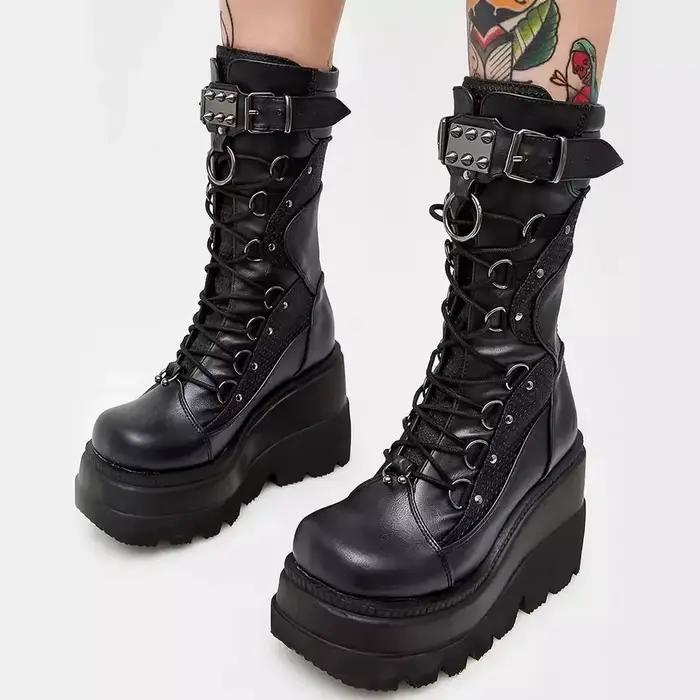 Bottes à plateforme gothiques pour femmes, flambant neuves, à la mode, avec boucle à rivets, Punk, t
