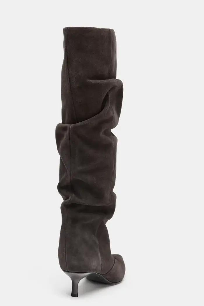 Hiver plissé daim genou bottes hautes femmes rétro marron bout pointu chaton talons bottes concepteu