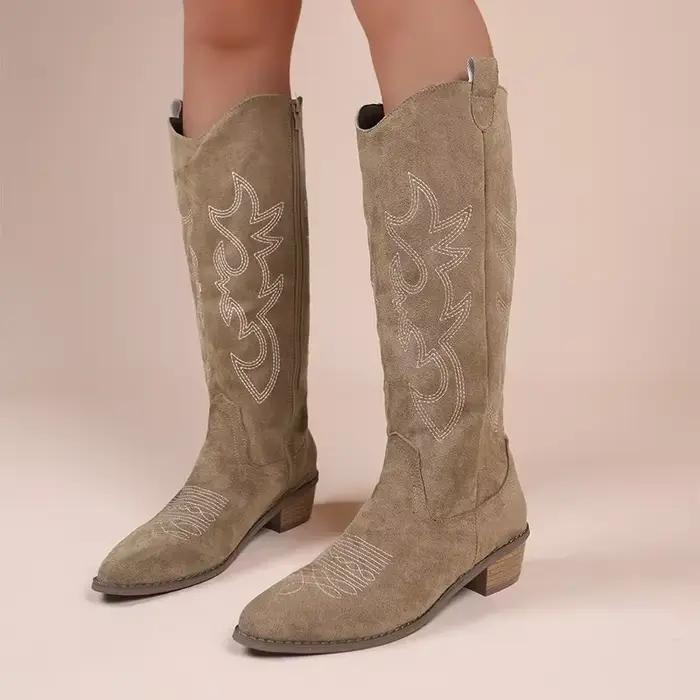 Bottes de cowboy western brodées en cuir nubuck pour femmes, hautes à bout pointu, talon carré et plateforme, pour l'automne et printemps, à offrir pour diverses occasions sociales