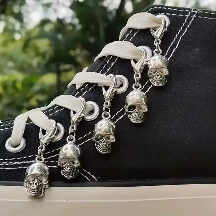 Décorations de chaussures à la mode