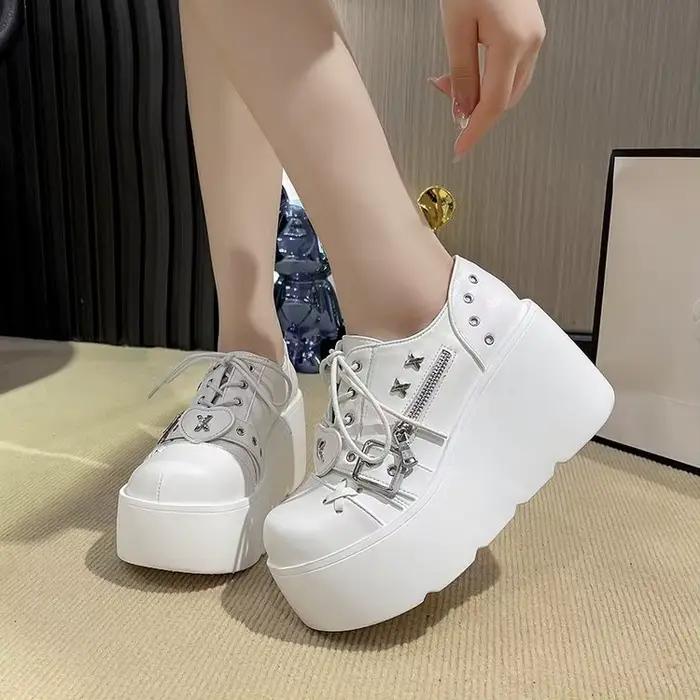 Escarpins gothiques Punk pour femmes, nouvelle plateforme de marque à semelle épaisse, chaussures Mary Jane à talons hauts compensés, chaussures Lolita de styliste Cosplay de fête, 2025