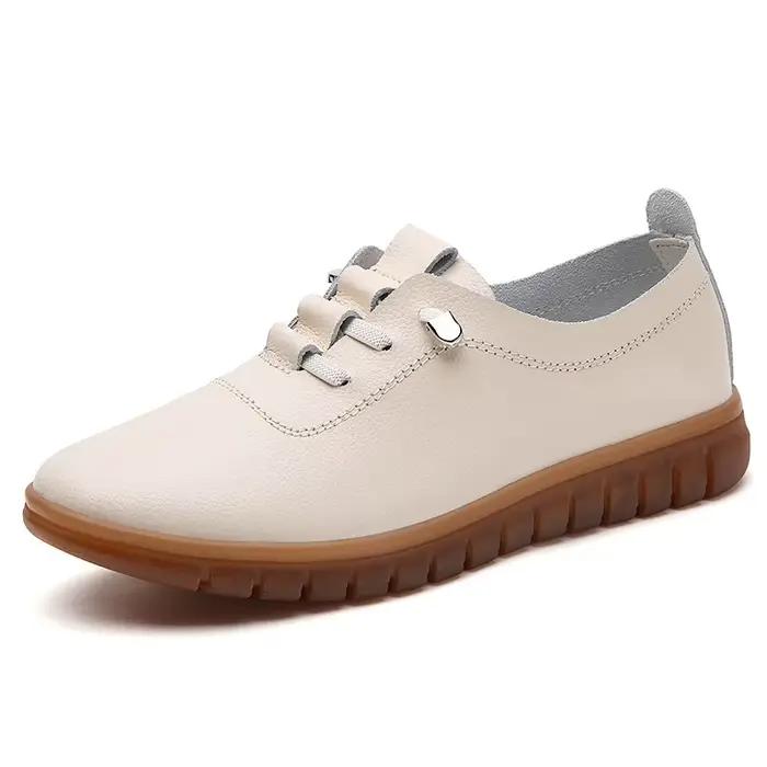 Chaussures pour maman, confortables et anti-fatigue, chaussures blanches pour femmes, pour le printemps et l'automne, chaussures décontractées de voyage, chaussures à semelle souple pour femmes