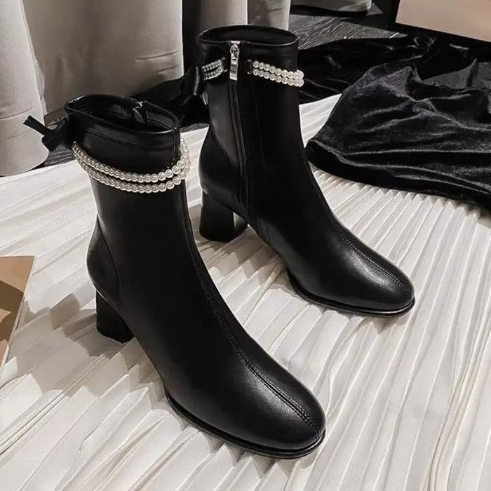 Chaussures à talons hauts noirs mi-mollet élégantes pour femmes bottes de style gothique hiver bottes modernes à talons carrés et perles de ficelé pour occasions spéciales
