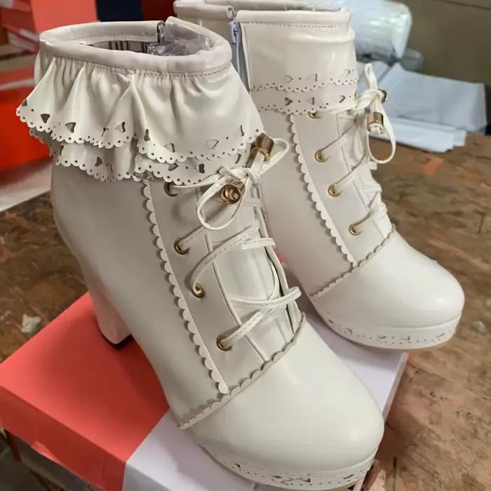 Bottines à plateforme pour femmes, chaussures courtes à lacets, blanches, noires, roses, douces, chaussures Lolitas pour filles, grande taille 45, automne et hiver