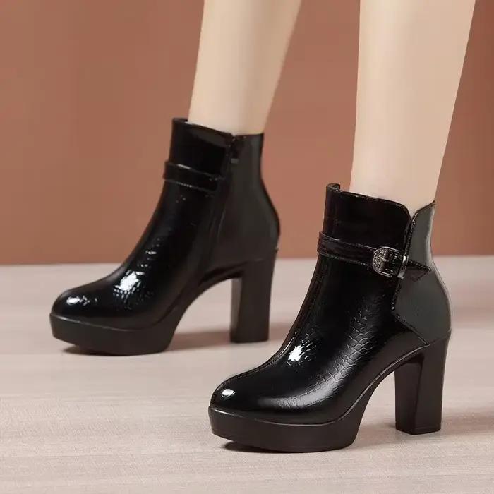 Bottines courtes en cuir véritable pour femme