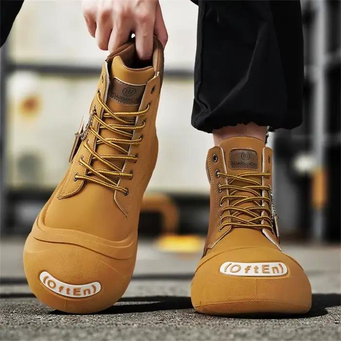 Bottes quatre saisons pour hommes, nouvelles bottes décontractées à tige haute, semelle souple, antidérapantes, confortables, bottes d'extérieur, à la mode, Joker, bottes de travail pour jeunes