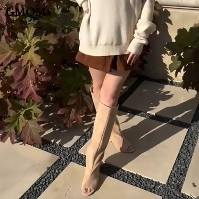 Bottes haut du genou en flanelle beige pour femmes, talon compensé, confortable et élégant pour l'automne-hiver et toutes occasions