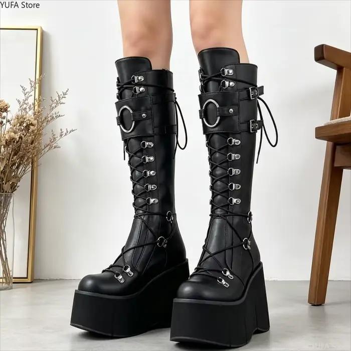 Bottes longues à talons compensés pour femmes