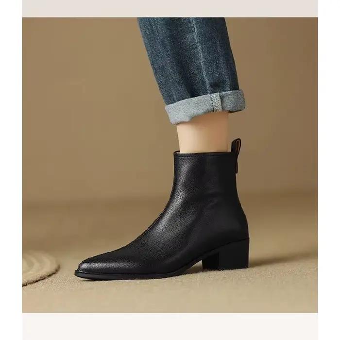 Bottines minimalistes à bout pointu et à talons mi-hauts pour femmes