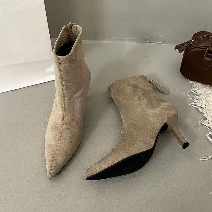 Bottines à talons fins élégantes et modernes pour femmes hiver bottes de cheville avec talons hauts confortables et durables pour soirées et sorties quotidiennes