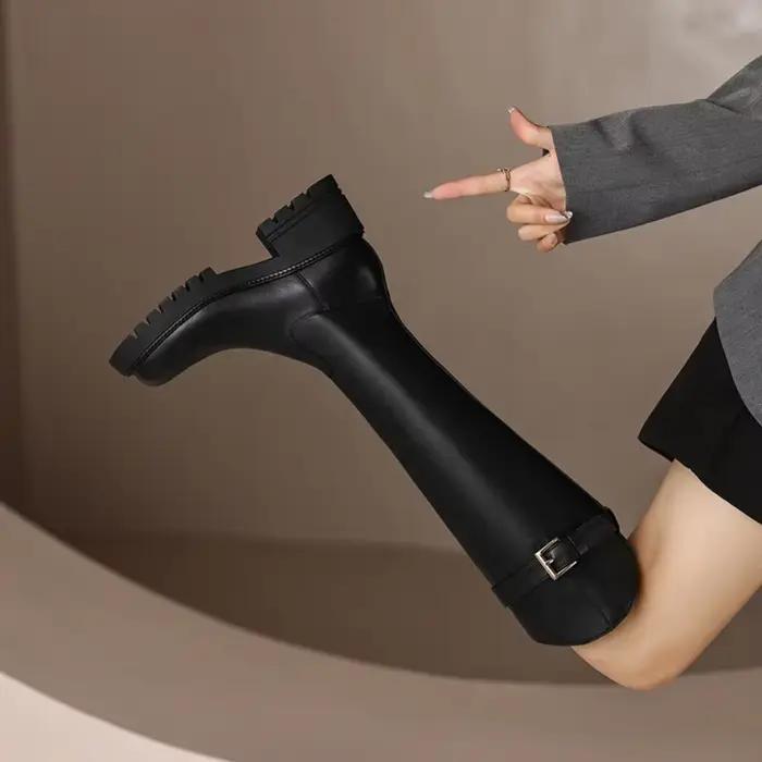 Bottes classiques chaudes au genou pour femmes