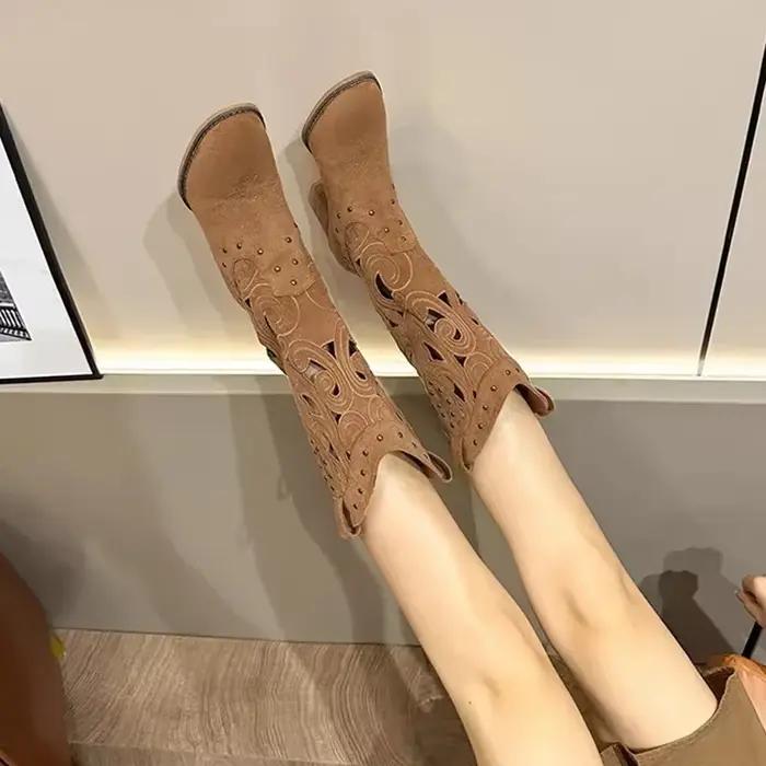 Bottes occidentales Vintage brodées creuses pour femmes, bottes de Cowboy hautes à talons épais, en cuir Pu, bottines de chevalier, automne 2025