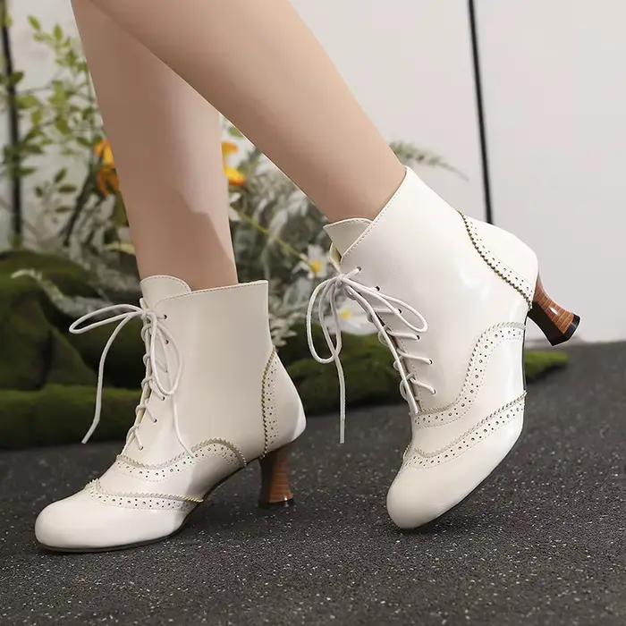 Bottines courtes à lacets pour femmes