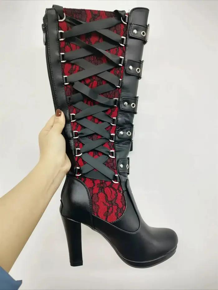 Bottes à talons hauts
