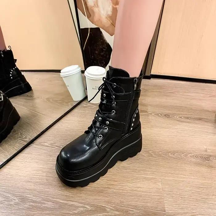 Bottines Chelsea à plateforme gothique pour femmes, chaussures de moto à semelles épaisses Rock Emo Grunge, grandes tailles, bottes modernes pour femmes style de rue hiver
