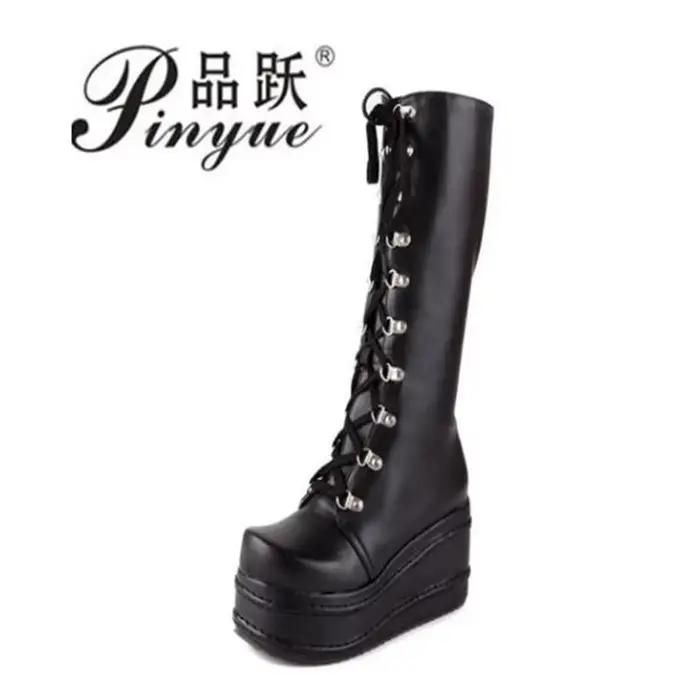 Bottes compensées à lacets pour femmes