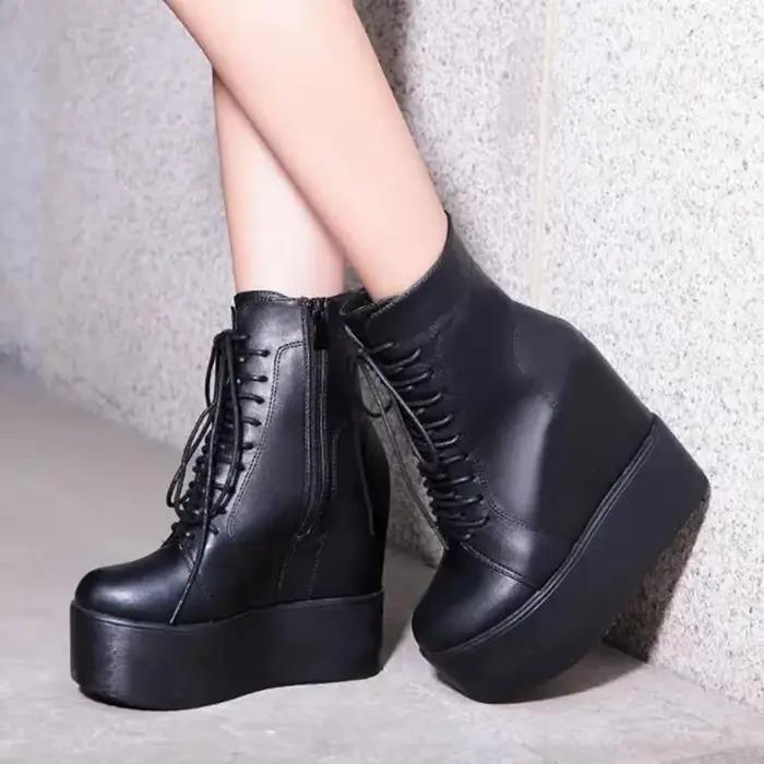 2025 Style Punk compensées bottine noir semelle en caoutchouc chaussures 14CM plate-forme bottes femmes laçage automne Sexy dame talons compensés baskets