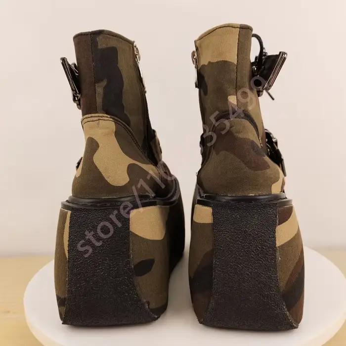 Bottes courtes de Camouflage avec boucle de ceinture de réservoir, nouvelles bottes rondes de Style de rue à lacets et talons compensés, bottes de scène décontractées à la mode pour fête, 2025