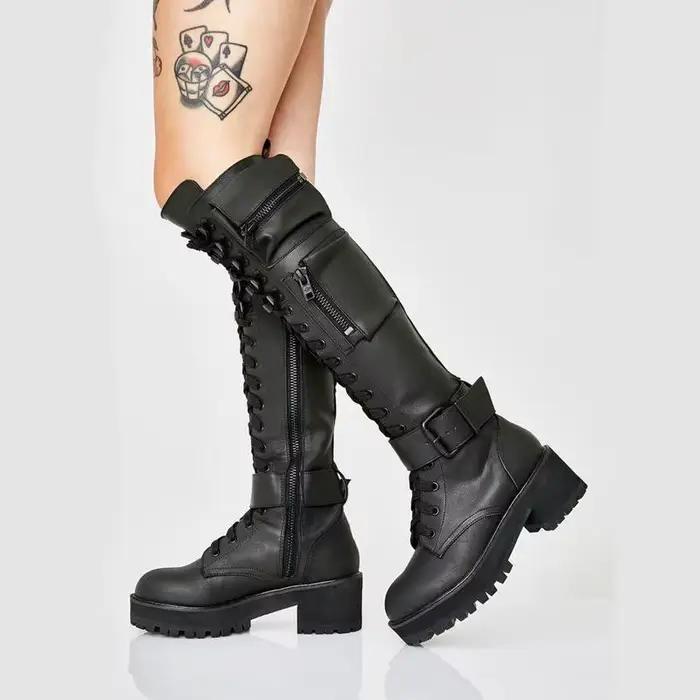 Bottes hautes à plateforme et talon bas avec sangles à boucles