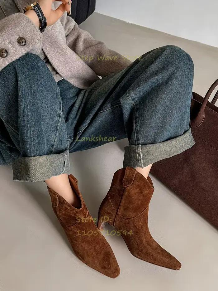 Bottines en daim marron et noir à talon mi-haut, bout carré, collection Runway 2026, chaussures habillées pour femmes, automne-hiver, couleur unie, fabriquées à la main.