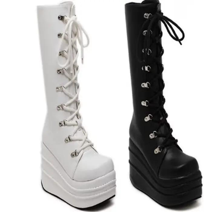 Bottes compensées à lacets pour femmes