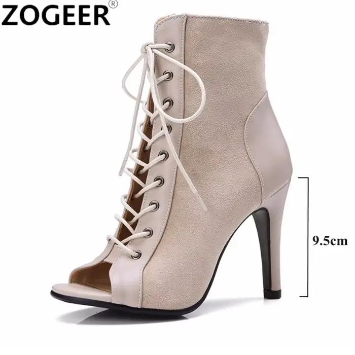 Bottines à talons hauts noires pour femme