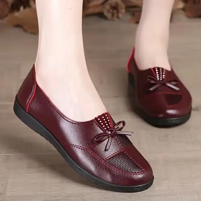 Chaussures plates en cuir pour femmes
