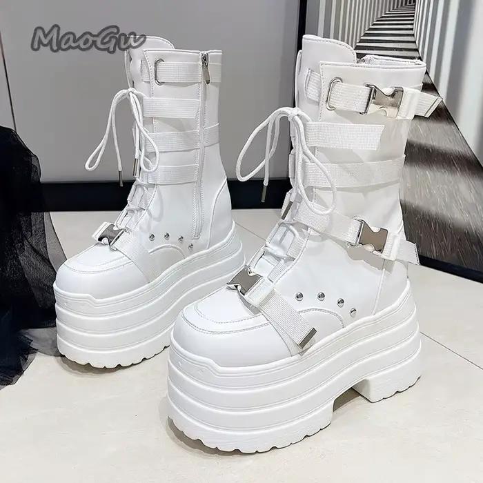 Design de mode Super haute femmes bottes fond épais boucle sangles à lacets gothique