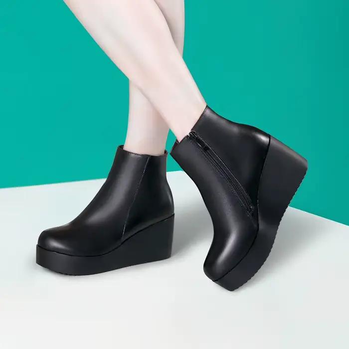 Bottes compensées à plateforme pour femmes