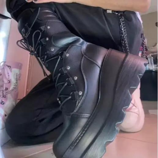 Bottes mi-mollet tendance pour femme
