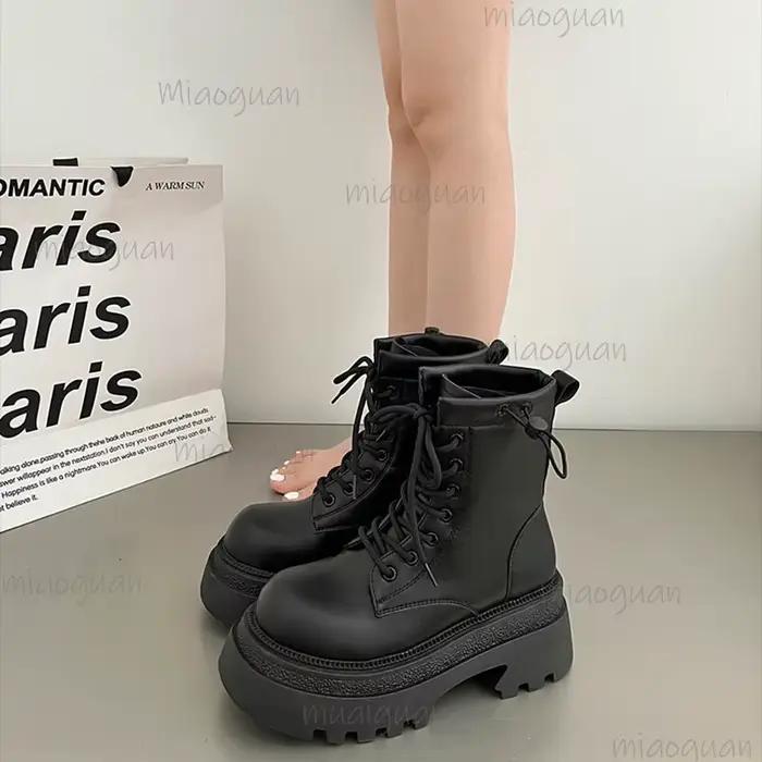 Bottines femme nouveau automne 2025 rétro britannique plate-forme bottes courtes couleur unie mode rétro cuir court Botas Femininas