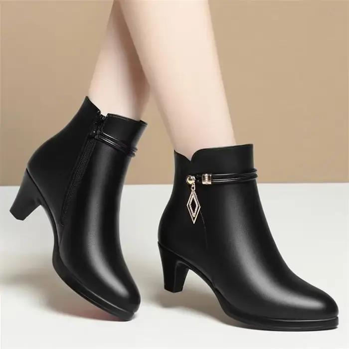 Bottes à plateforme en cuir souple