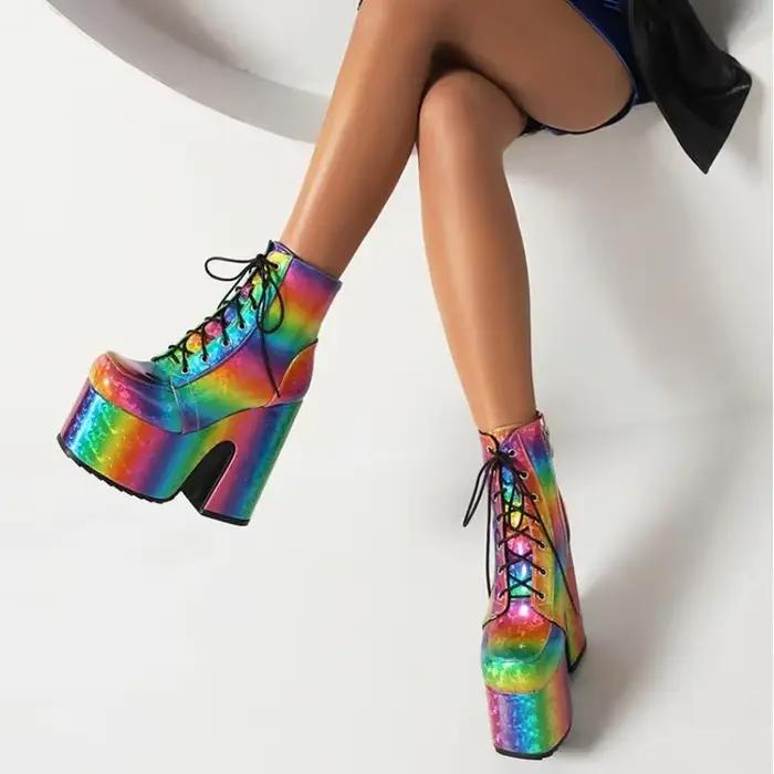 Bottes arc-en-ciel à plateforme à lacets pour femmes