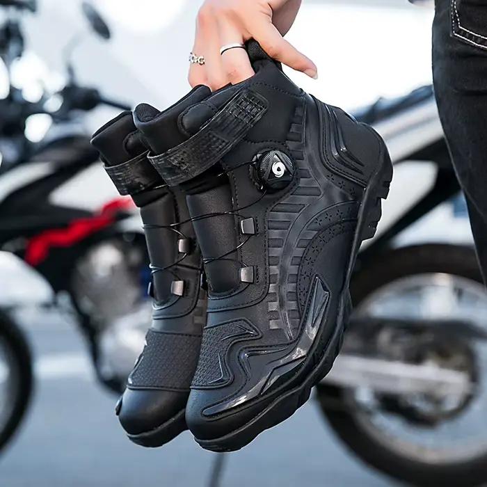 Bottes de moto en cuir pour hommes, respirantes, antidérapantes, résistantes à l'usure, chaussures de course, longueur cheville, nouvelle collection