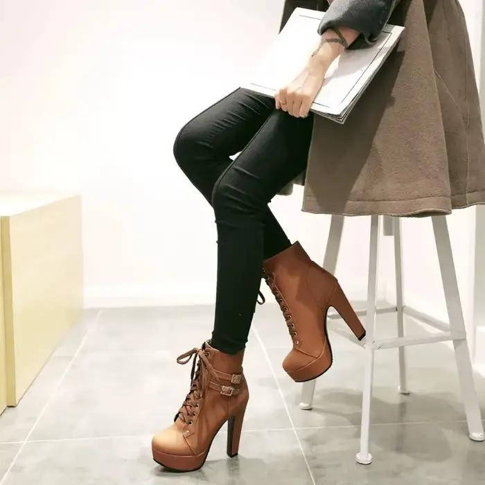 Populaire européen américain cerclage femmes botte mode bottine à talons hauts