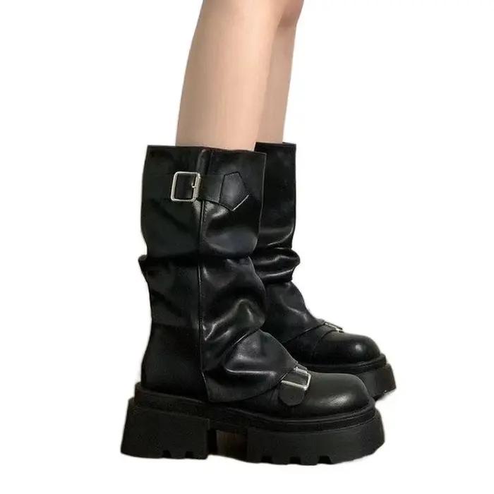 Chaussures pour femmes mi-mollet bottes