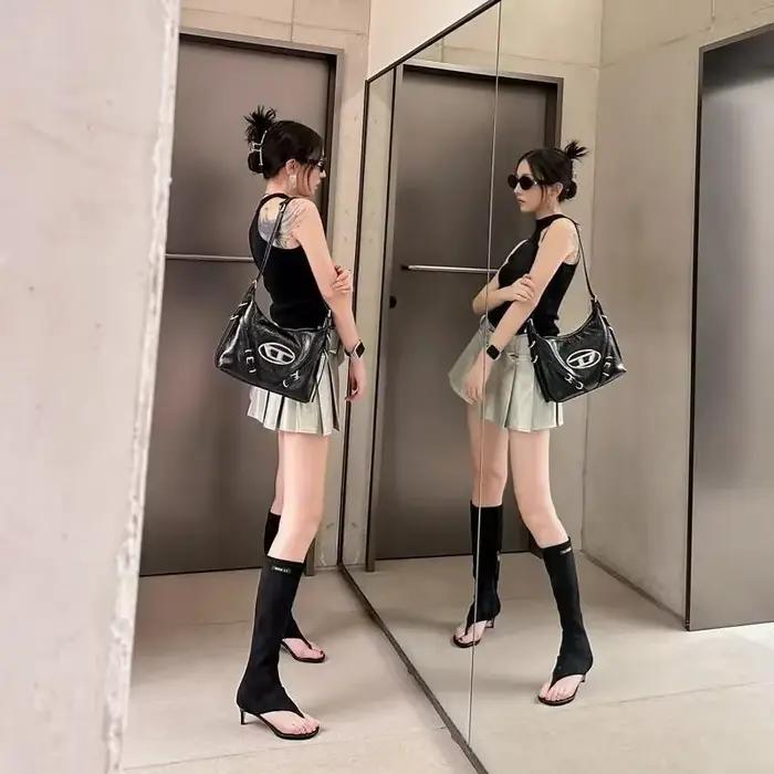 2025 noir bout ouvert bottes au genou à clipser chaussons modernes pour femmes mince talon bas fermeture éclair latérale printemps été fête talons sandales