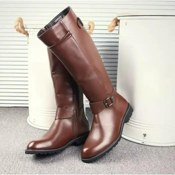 Bottes pour hommes Bottes en cuir souple 2025 Bottes de moto zippées de créateur Punk Talons carrés Botte longue Chaussures pour hommes à bout pointu de haute qualité