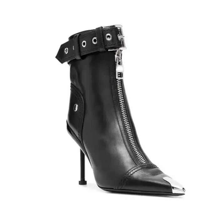 Boucle de ceinture avant fermeture éclair défilé de mode bottes courtes femmes automne hiver nouvelle décoration en métal pointu rouge talons hauts bottines