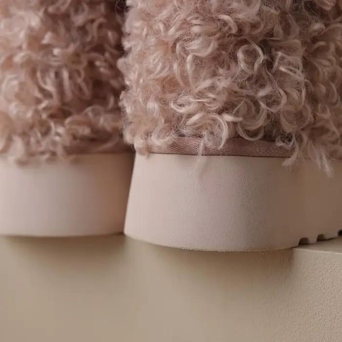 Bottes de neige en fourrure de mouton pour femmes, bout rond, talon moyen, ajustement parfait, fourrure intégrée, confort hivernal, occasions spéciales et tous les jours