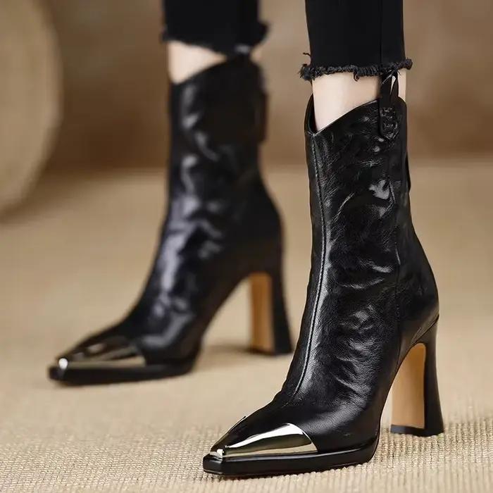 Bottines à bout carré en métal pour femmes, chaussures en cuir verni à la mode, bottes modernes pour femmes, bottes de printemps/automne, talons hauts, bottines de luxe pour femmes