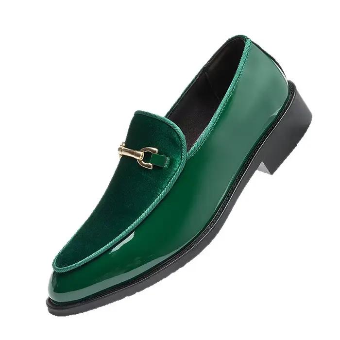 Chaussures décontractées pour hommes grande taille, en cuir lisse, légères et respirantes, à semelle en caoutchouc, style mocassins.