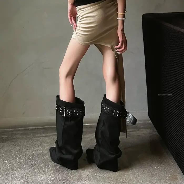 Bottes longues à bout pointu pour femmes