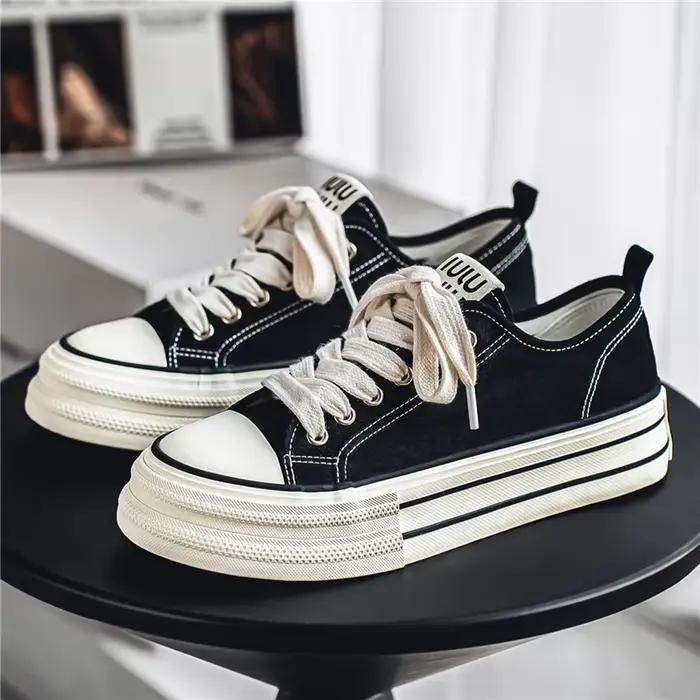Chaussures à semelle plate pour hommes