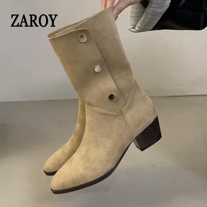 ZAROY Bottines en daim kaki pour femme, style urbain hiver, bout pointu, talons épais confortables, chaussures mode vintage à boutons, bottines courtes