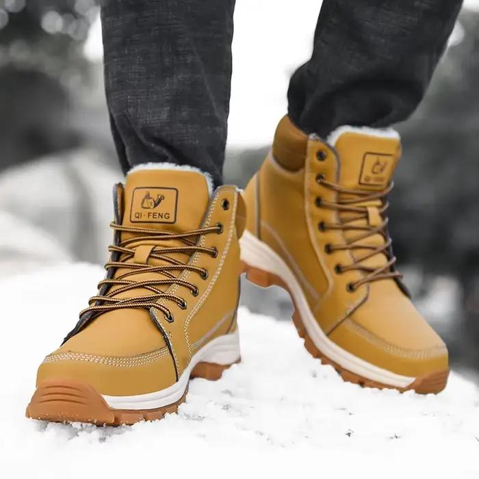 Bottines jaunes chaussures de Cowboy neige fourrure chaude baskets rembourré Trekking noir imperméable en cuir hommes chaussure de randonnée hiver été